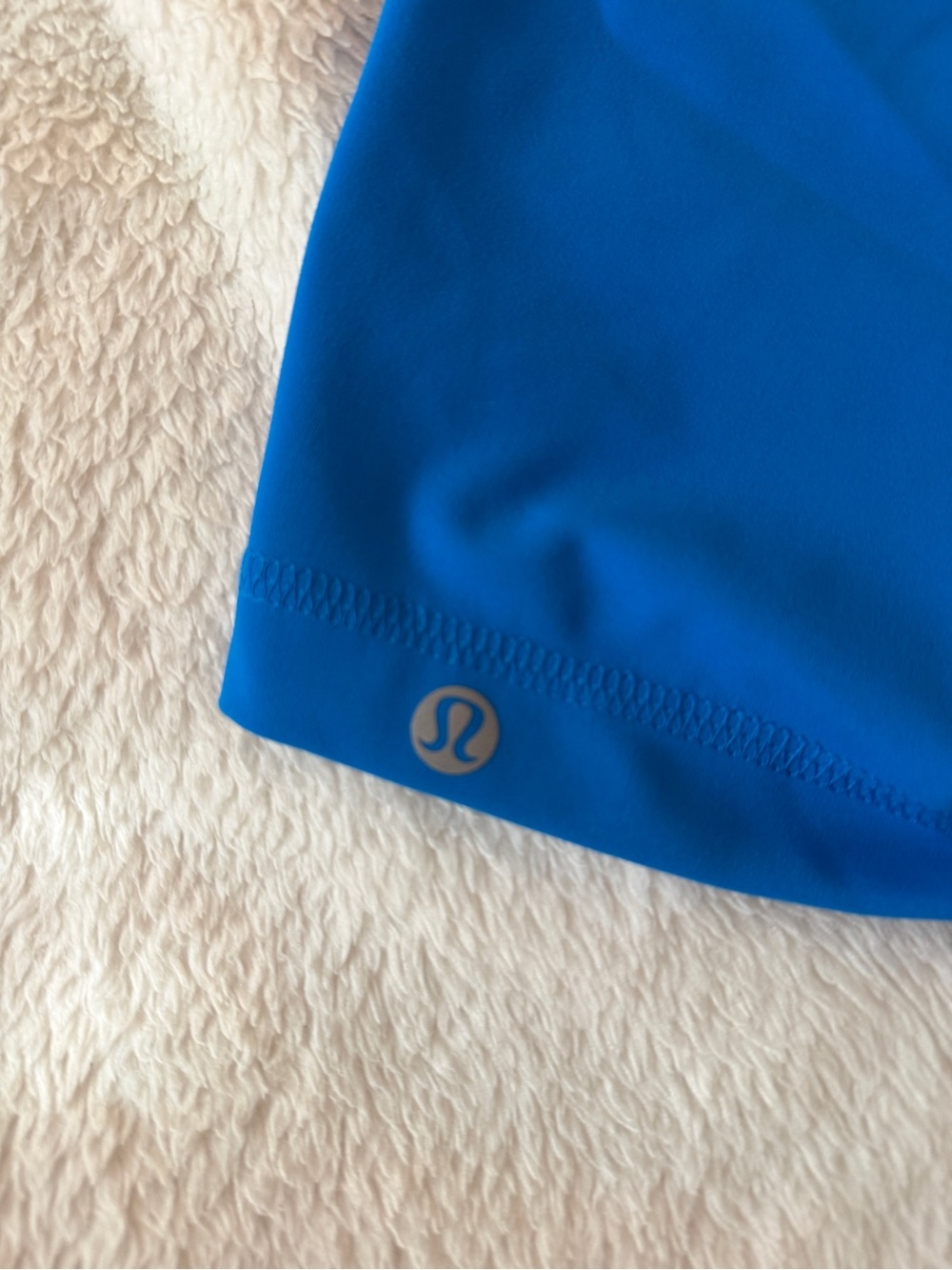 LULULEMON High-Waist Royal Blue Women’s Performance Shorts size 2 - Picture 2 of 3